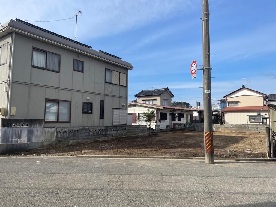 Convenient Land Near Sakata Station - Photo 1