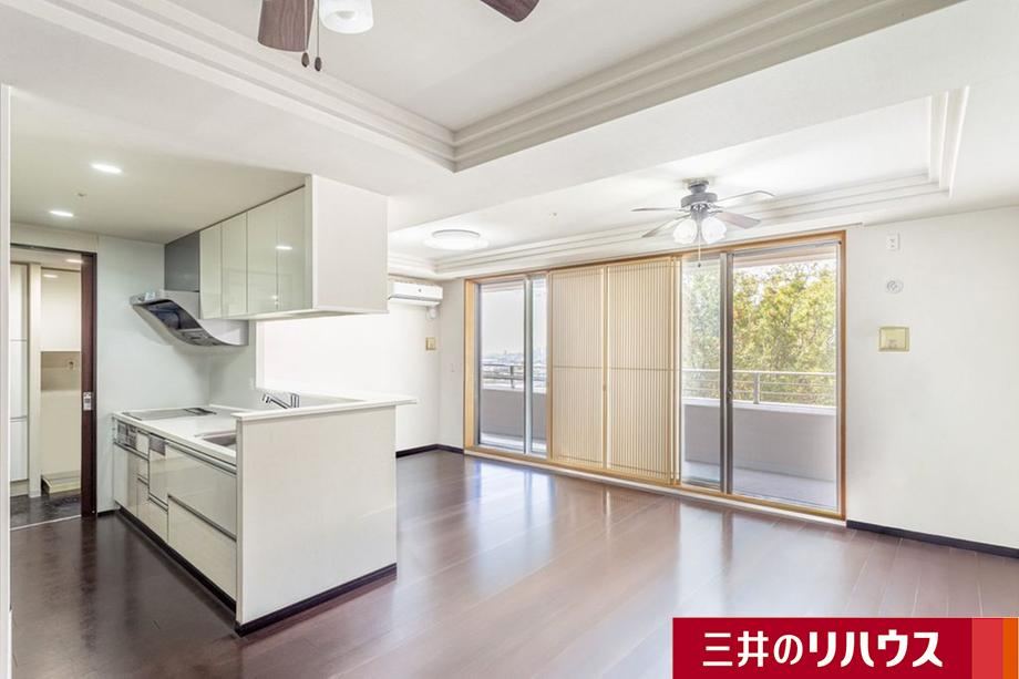 3LDK apartment in Ashiya, Hyogo - Photo 1
