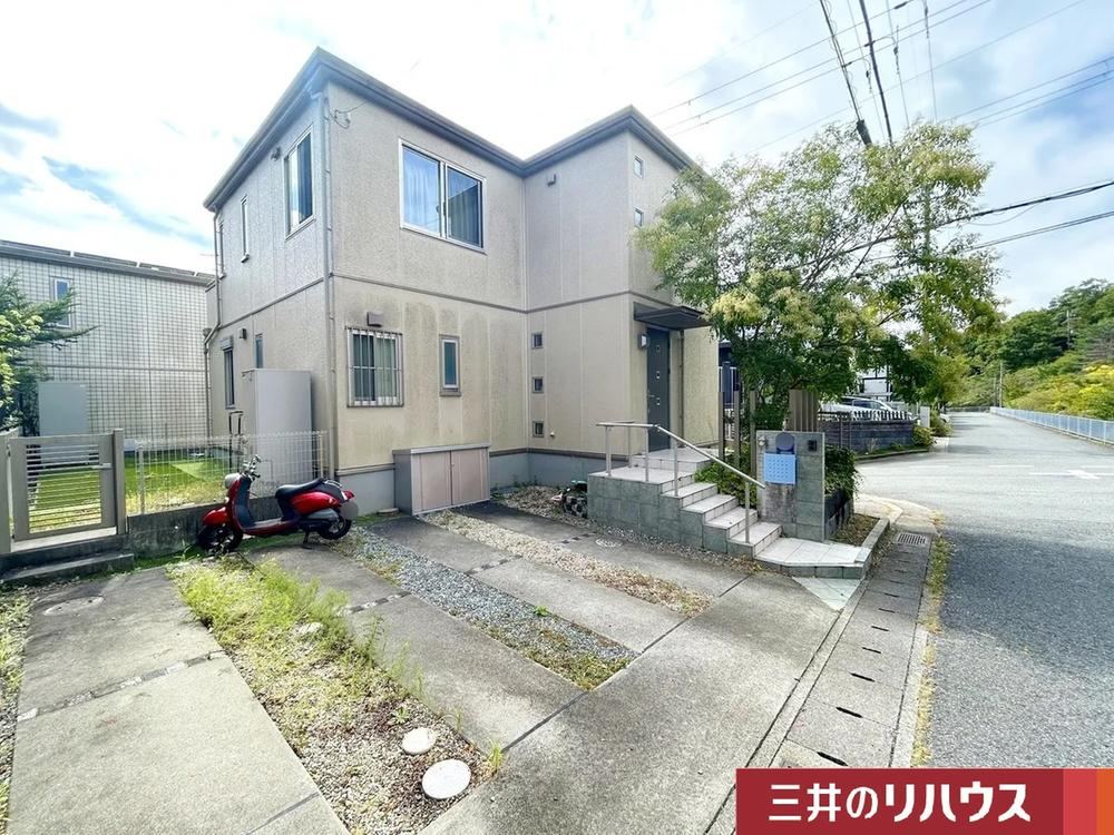 Charming 4LDK+S House in Nishio Sakura-dai - Photo 1