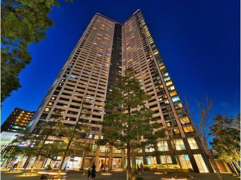 2LDK apartment in Chuo Ward, Tokyo - Photo 1