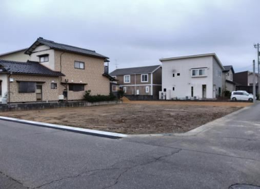 172 m² land in Sakai, Fukui - Photo 1