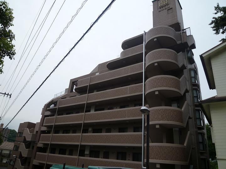 4LDK apartment in Asakita Ward, Hiroshima - Photo 1