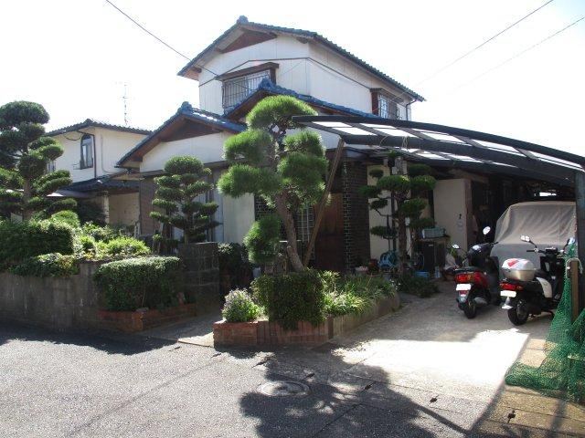 Spacious 5DK House with Scenic Views in Kikyugaoka - Photo 1