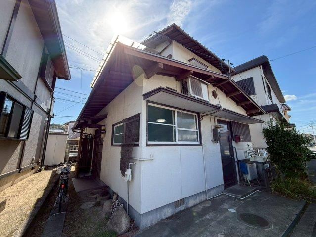 Charming 4DK House in Quiet Neighborhood of Kurashiki - Photo 1