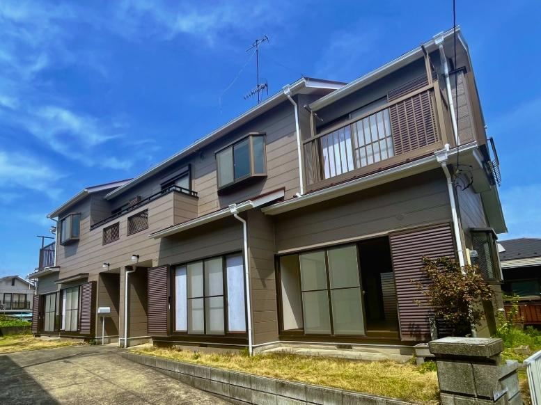 Spacious 2-Generation Home Near Tsujido Station - Photo 1