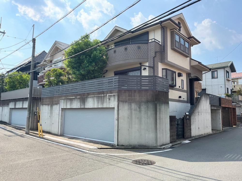 Corner Lot 4LDK House in Edanishi - Photo 1