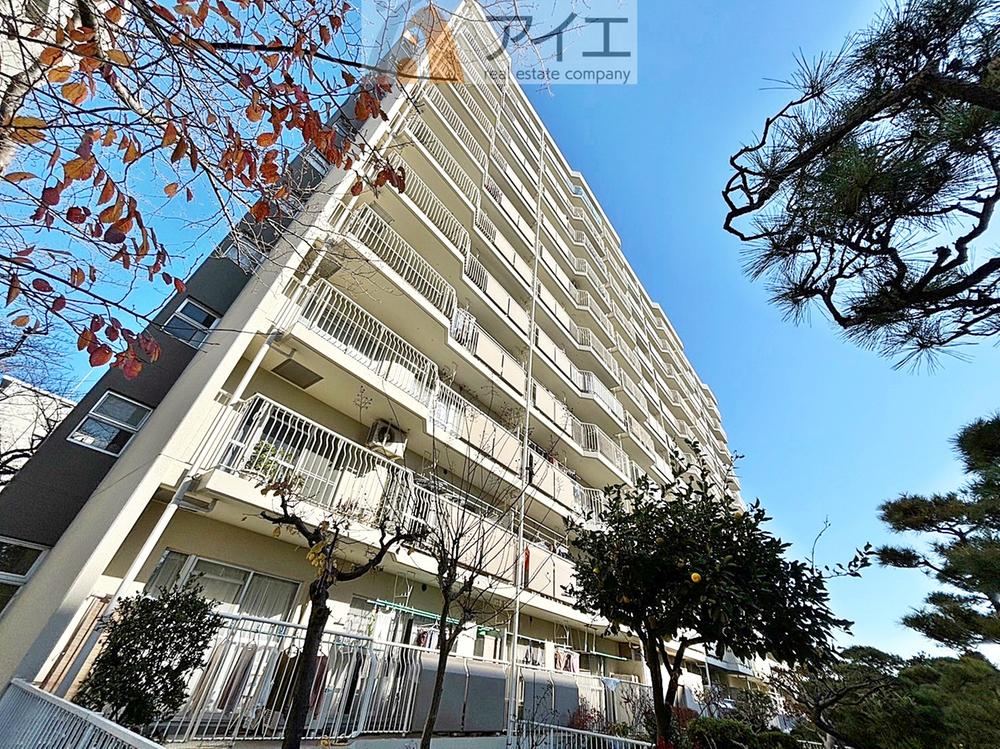 Renovated 3LDK Apartment in Ichikawa - Photo 1