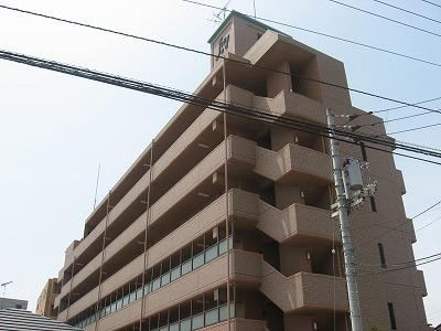2LDK apartment in Matsuyama, Ehime - Photo 1