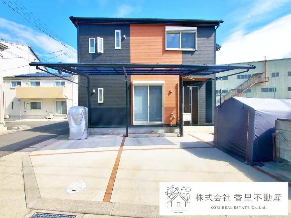 Spacious 4LDK Corner Home with Parking in Shotei Otani - Photo 1