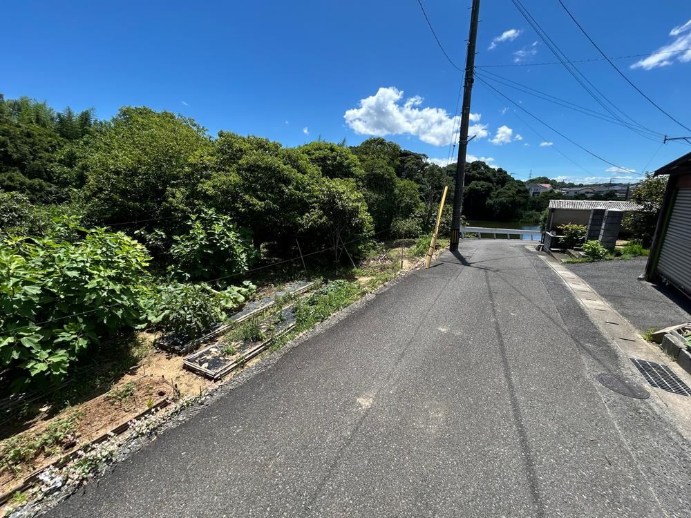 Large Land Area in Wakamatsu - Photo 1