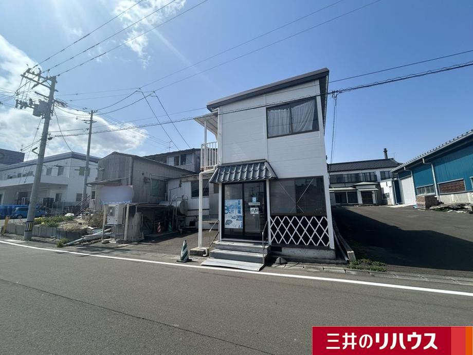Spacious Land in Shinhama-cho, Shiogama - Photo 1