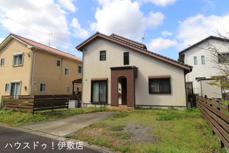 Natural Material 4LDK Home in Ijuin Town - Photo 1