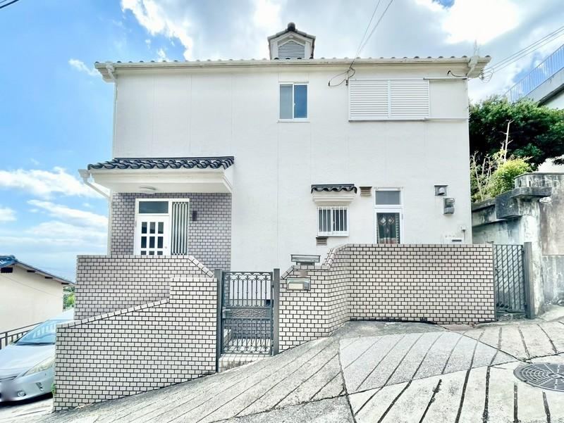 Charming 5LDK House with Sea View in Shioya, Tarumi - Photo 1