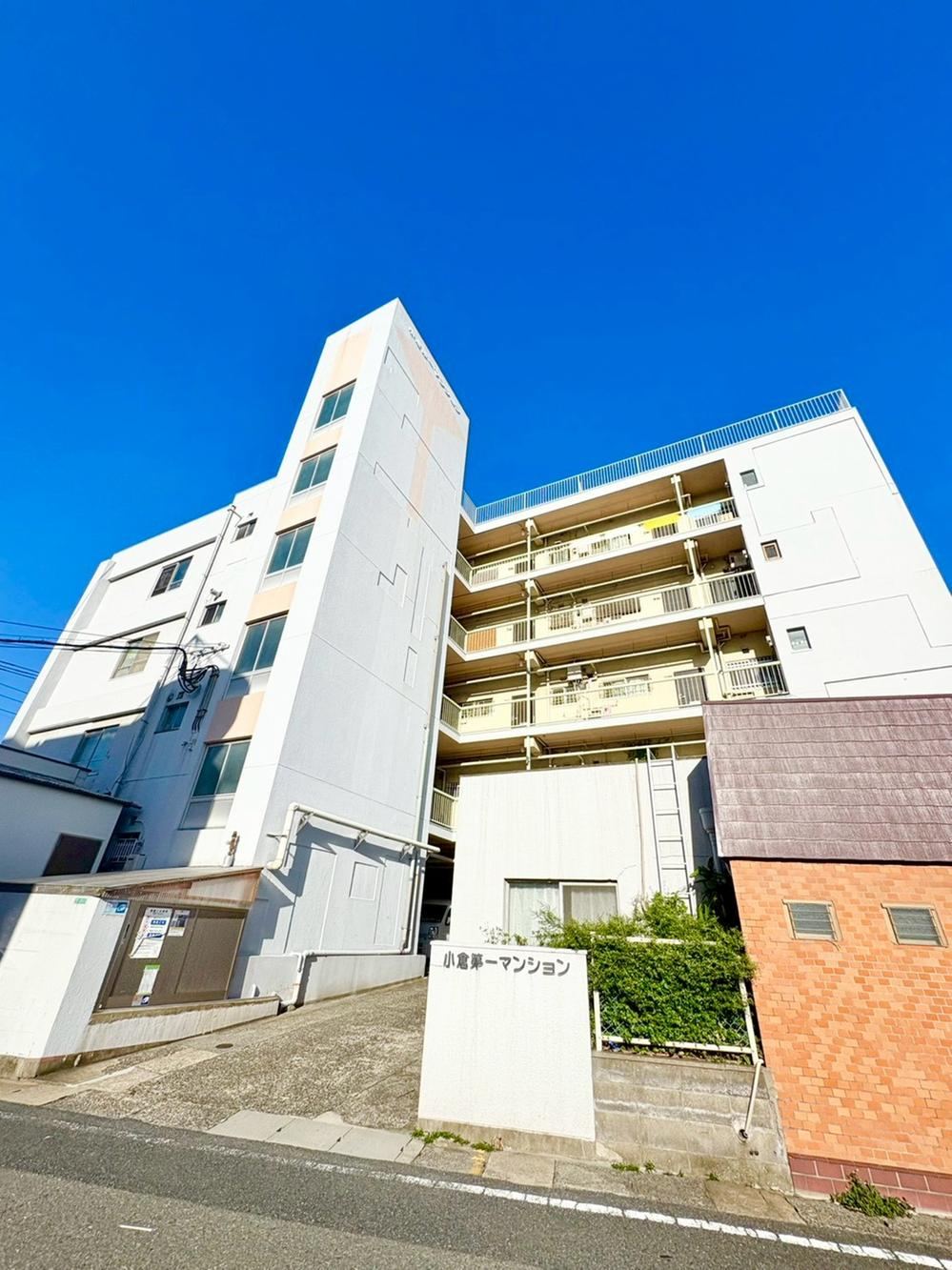 2DK apartment in Kokurakita Ward, Kitakyushu, Fukuoka - Photo 1