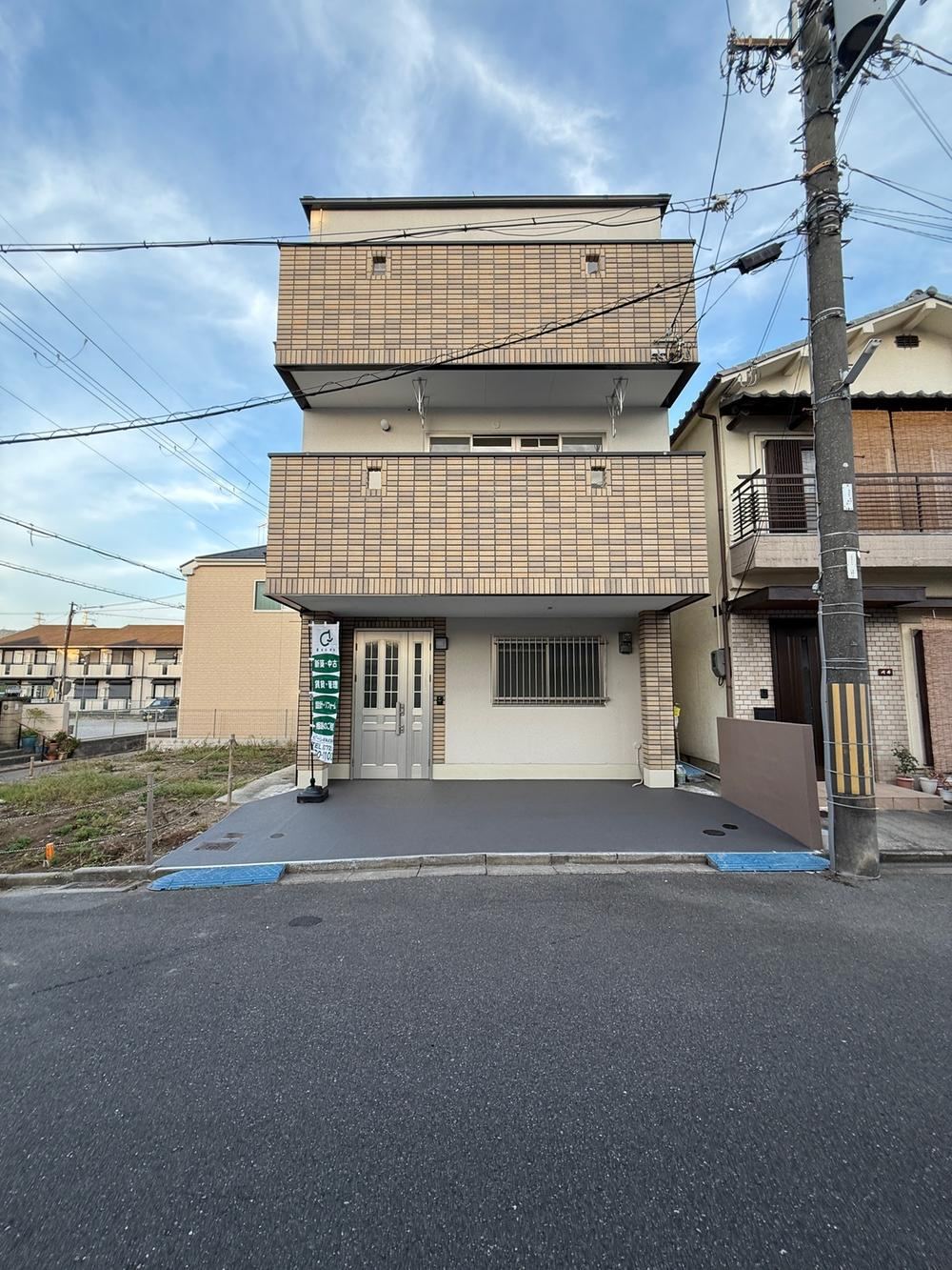 Spacious 4LDK Home in Higashiyamamoto - Photo 1