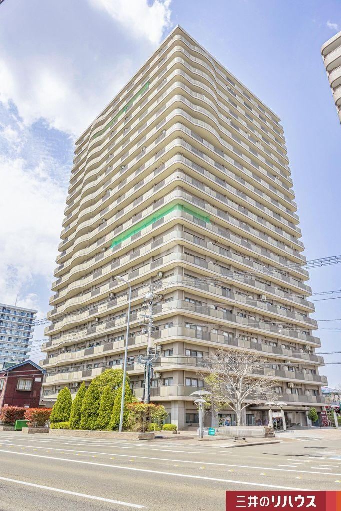 Modern 3LDK Apartment in Fukumuro - Photo 1