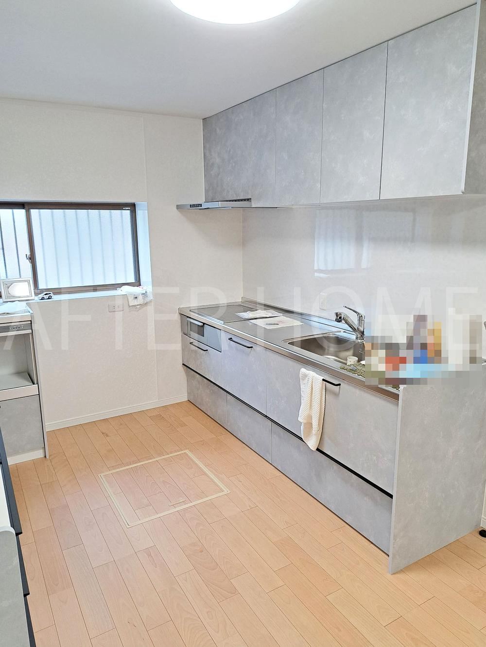 6LDK Home with Renovation History - Photo 1