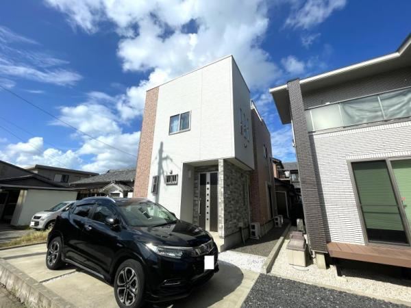 All-Electric 3LDK Detached House with Sky Balcony in Nishio - Photo 1