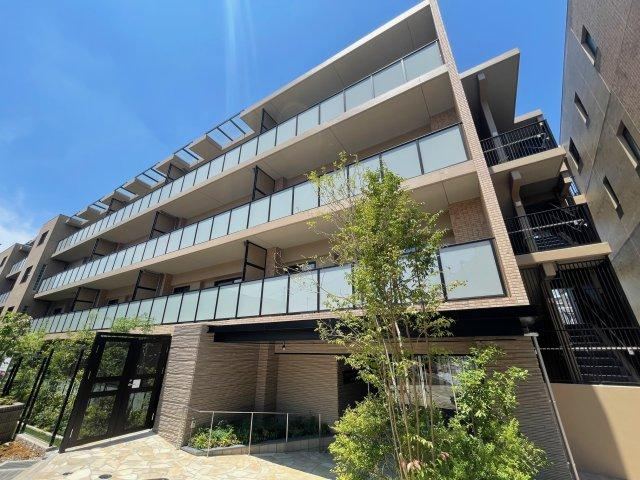 Newly Developed 3LDK Apartment Near Tsuruse Station - Photo 1