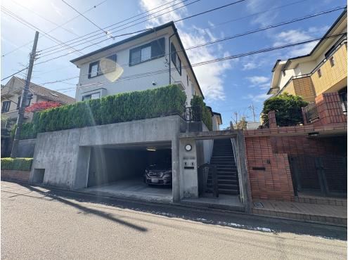 Custom-Built Home by Mitsui Home in Takagasaka - Photo 1