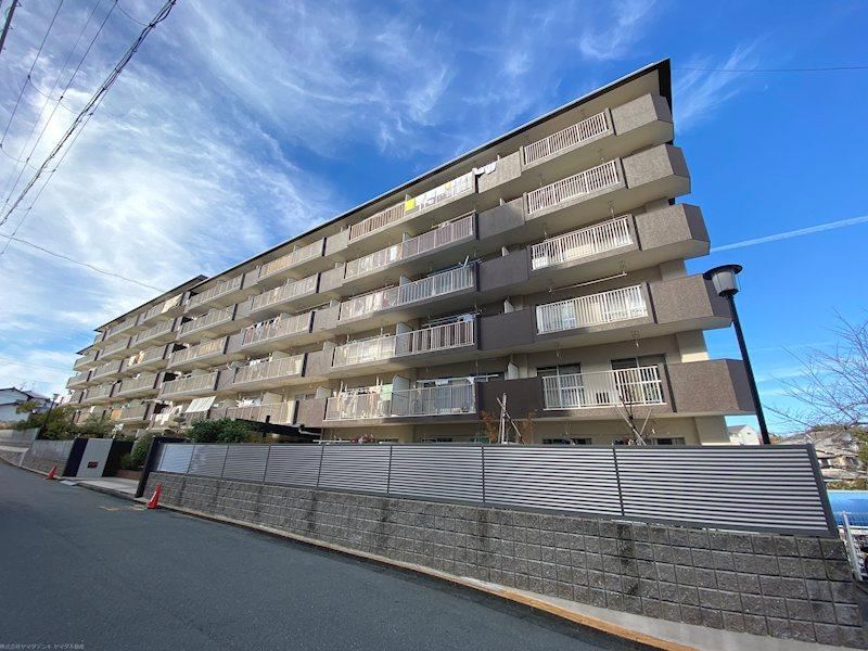 3LDK apartment in Ibaraki, Osaka - Photo 1