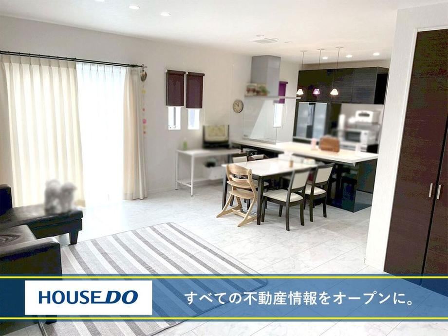 Well-Maintained 4LDK House with Parking in Iizuka - Photo 1