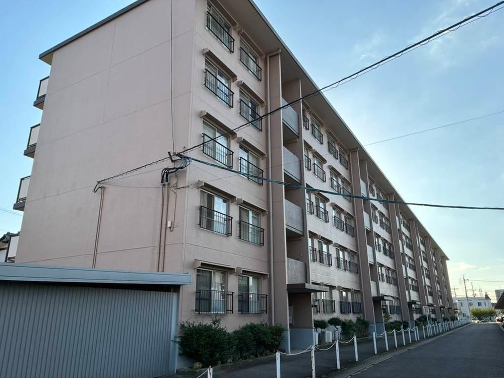 2LDK apartment in Kasugai, Aichi - Photo 1