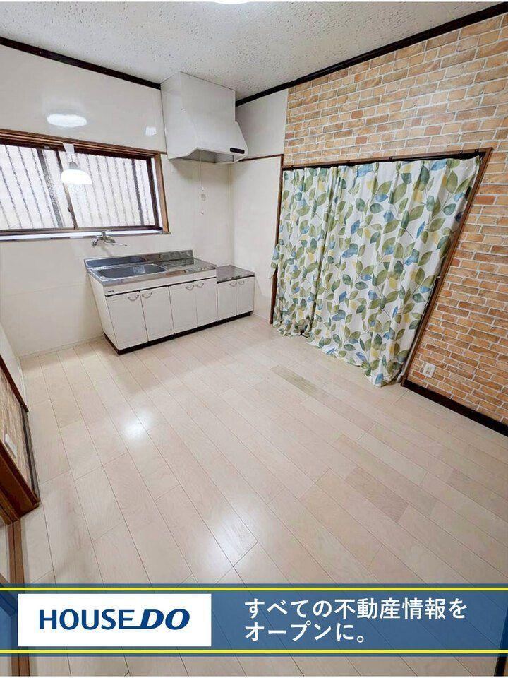 Charming 2DK Detached House in Yawata-Nishi - Photo 1