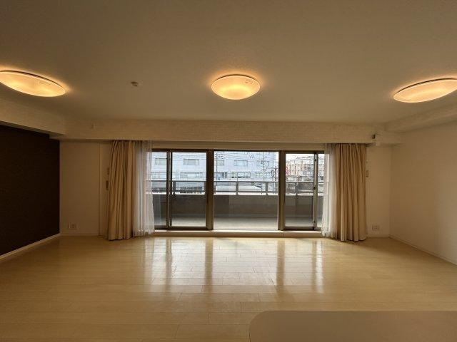 3LDK apartment in Naka Ward, Okayama - Photo 1