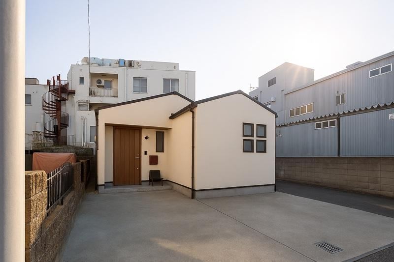 Fully Renovated 2LDK All-Electric Home in Izumi, Kanazawa - Photo 1