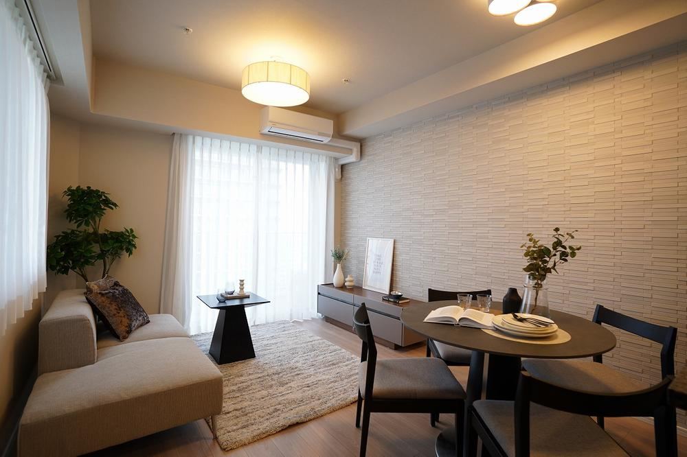 Stylish 3LDK Twin Tower Apartment in Kokubunji - Photo 1