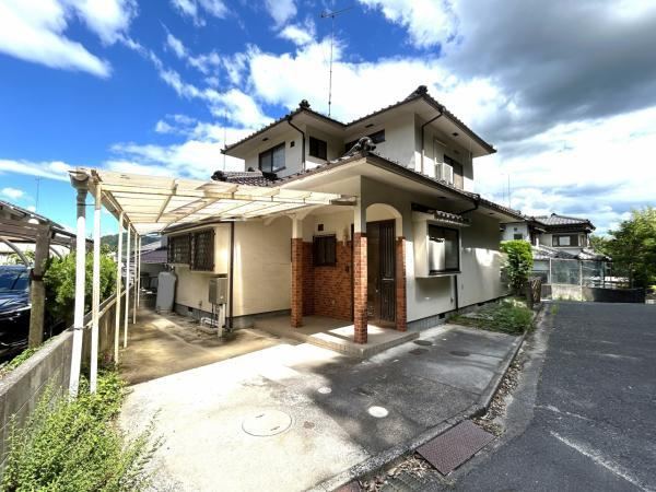 Sunny 4DK Corner Lot House with Garden in Kumano Town - Photo 1