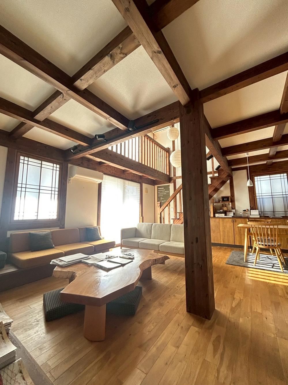 Stylish 3LDK House with Wooden Warmth in Bodai-ji Nishi - Photo 1