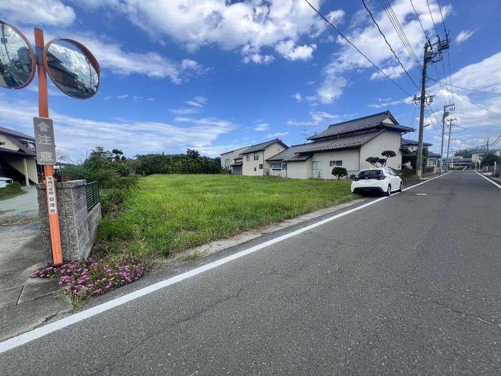 Large Vacant Land in Watari - Photo 1