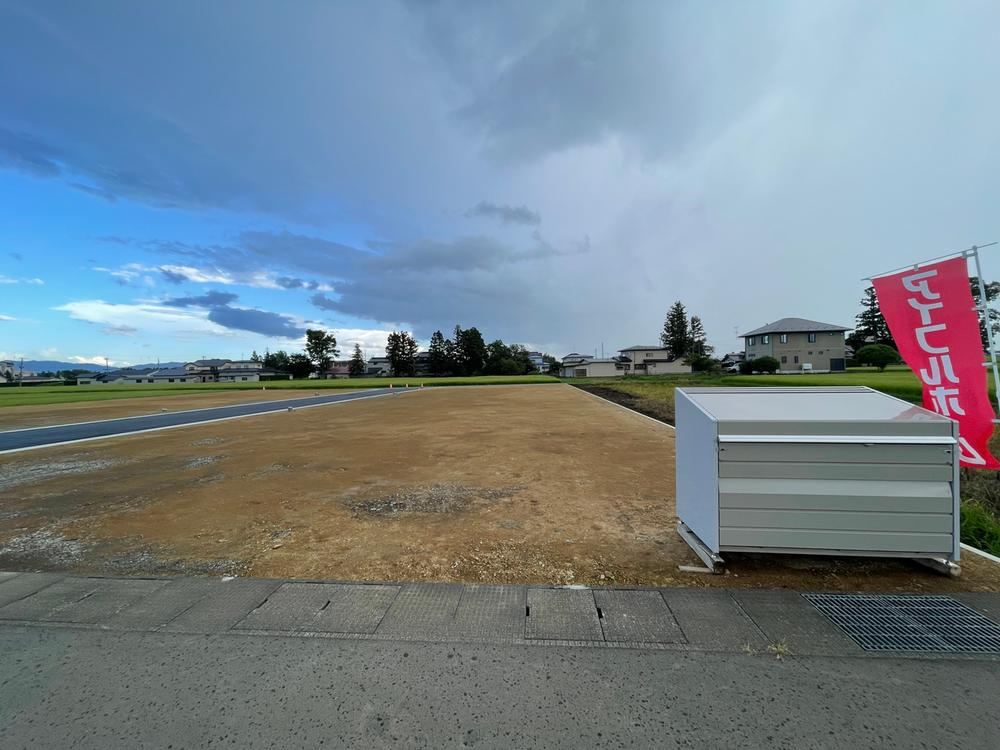 Family-Friendly Land in Kanegasaki Town - Photo 1