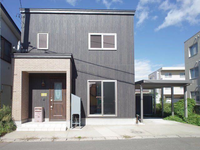 Well-Maintained 3LDK Home Near Tsutsui Station - Photo 1