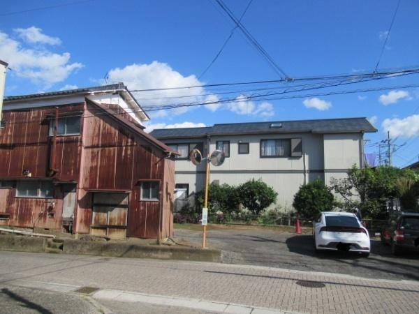 Historic and Convenient Land in Otemachi - Photo 1