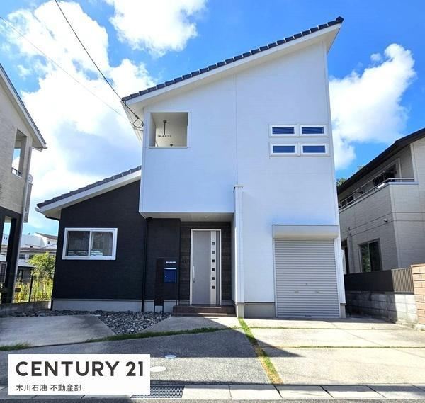 4LDK house in Kure, Hiroshima - Photo 1
