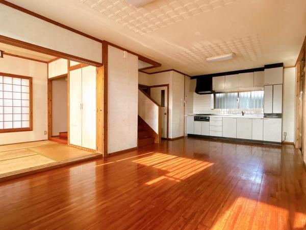 Family-Friendly 3LDK House with Garden in Uruma City Kiyabu - Photo 1