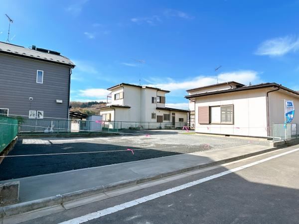 Upcoming Renovated 3LDK House in Nishigo - Photo 1