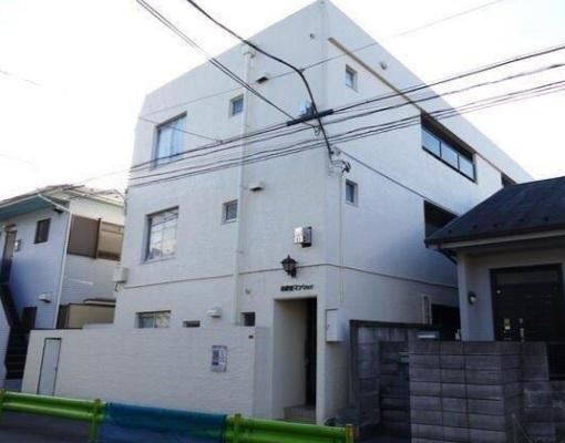 Top Floor 1 Room Apartment in Nishiogikubo - Photo 1