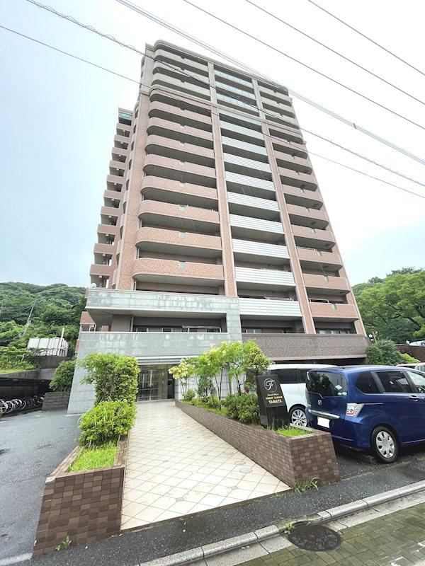3LDK apartment in Wakamatsu Ward, Kitakyushu, Fukuoka - Photo 1