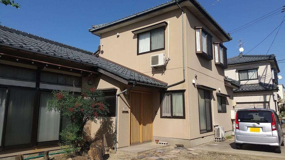 Convenient 5DK+S House Near Schools and Supermarkets - Photo 1