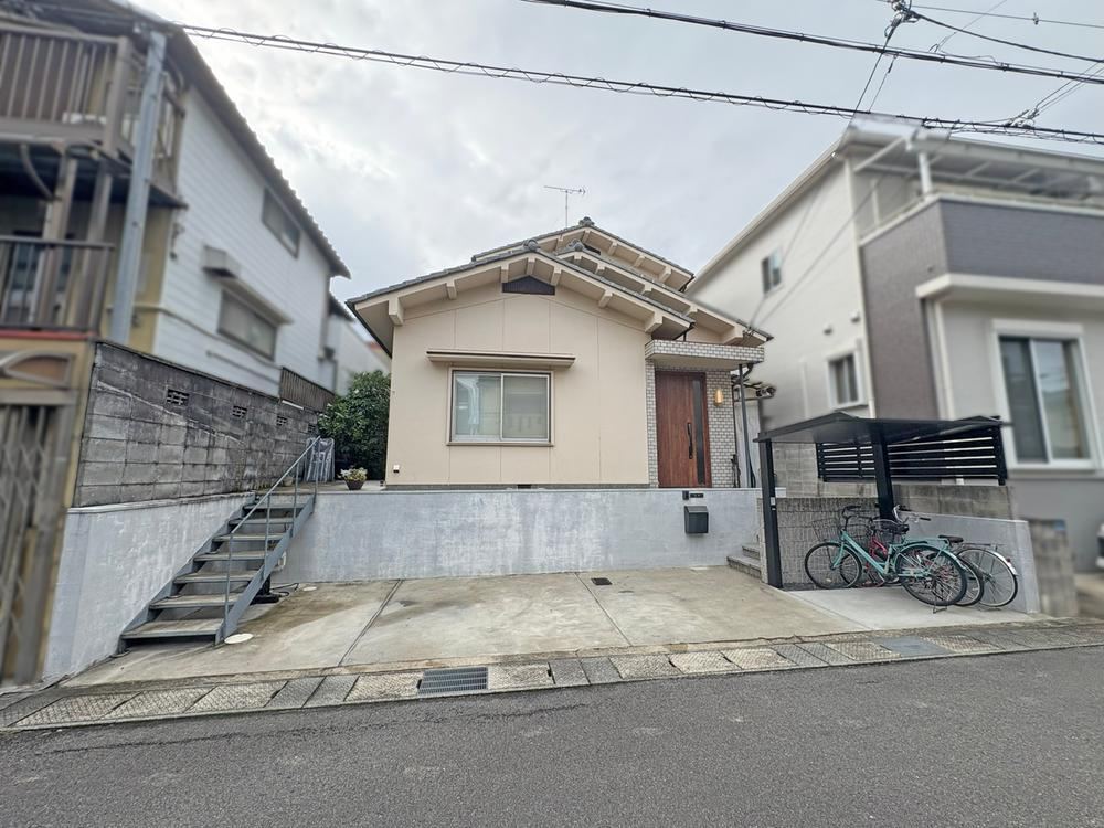 Renovated 4LDK Home in Imasato - Photo 1