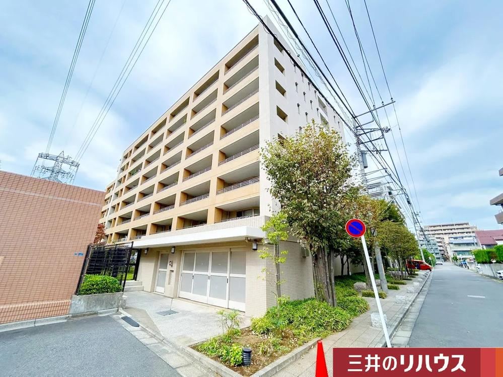 3LDK Apartment in Shimo-renjaku - Photo 1
