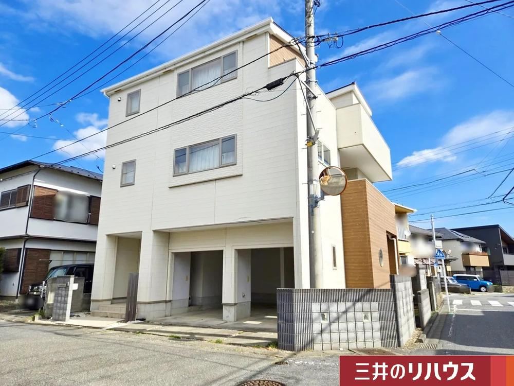 Spacious 5LDK House in Yokoyamadai 1 - Photo 1