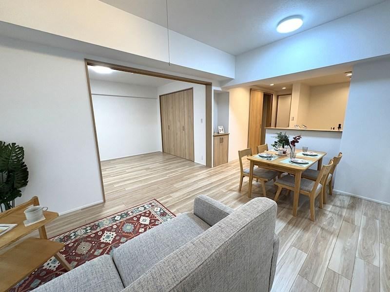 Conveniently Located 3LDK Apartment in Narimasu - Photo 1