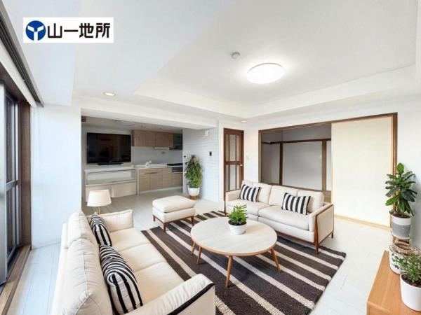 Spacious 3LDK Corner Apartment in Sendai - Photo 1