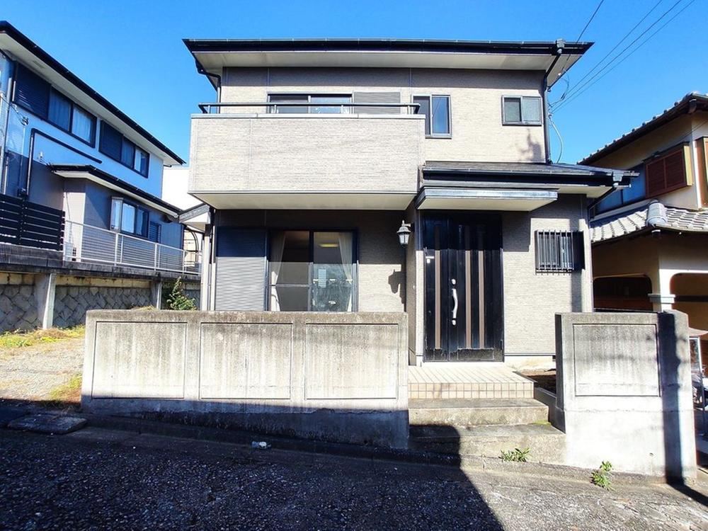 Bright 3LDK House with Ample Storage in Mishima - Photo 1