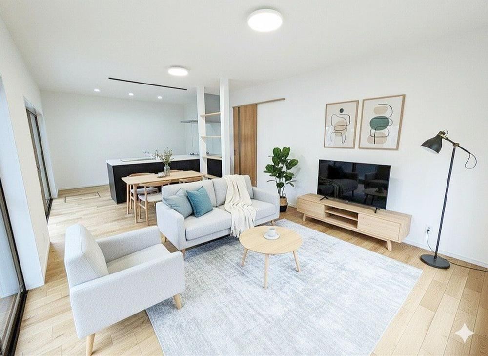 Updated 4LDK Home with Parking for 3 Cars in Umi Town - Photo 1